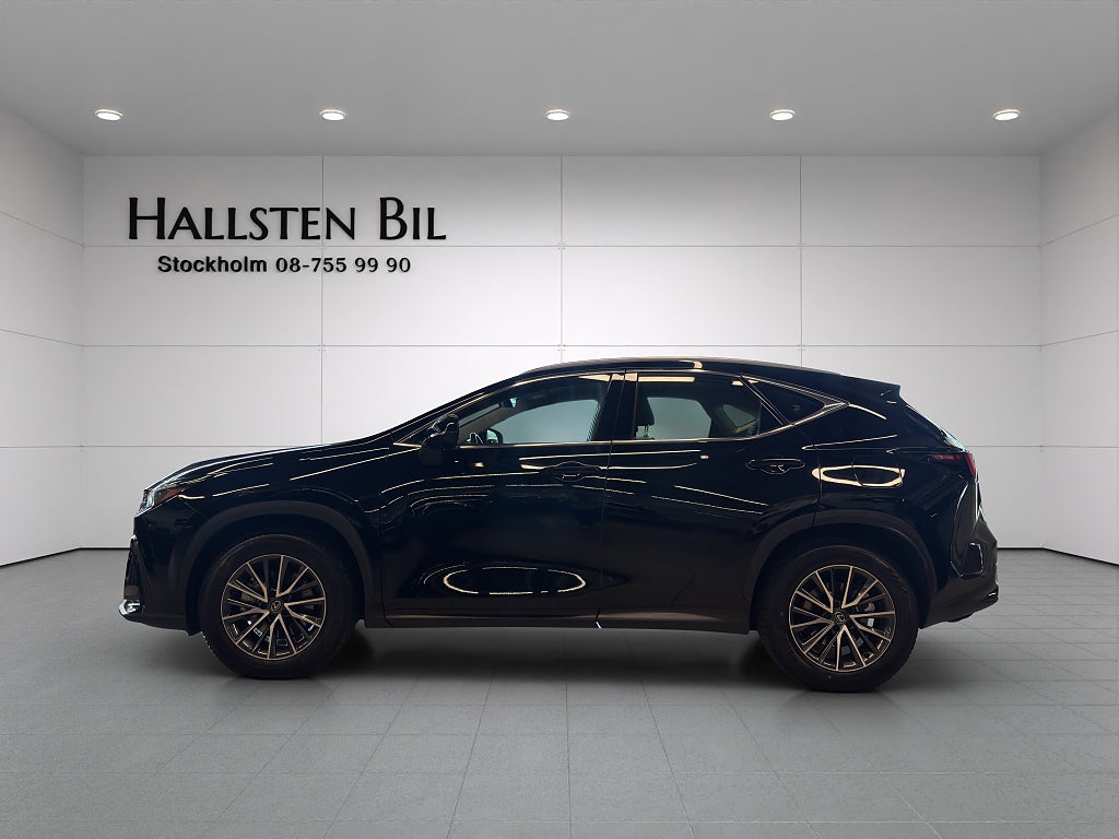 Lexus NX 350h Hybrid Comfort 1657Mil CarPlay Kamera Svensksåld