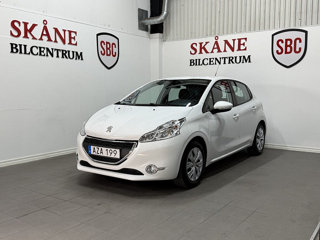 Peugeot 208 5-dörrar 1.2 VTi 82/Låg mil/Full Servicehistorik