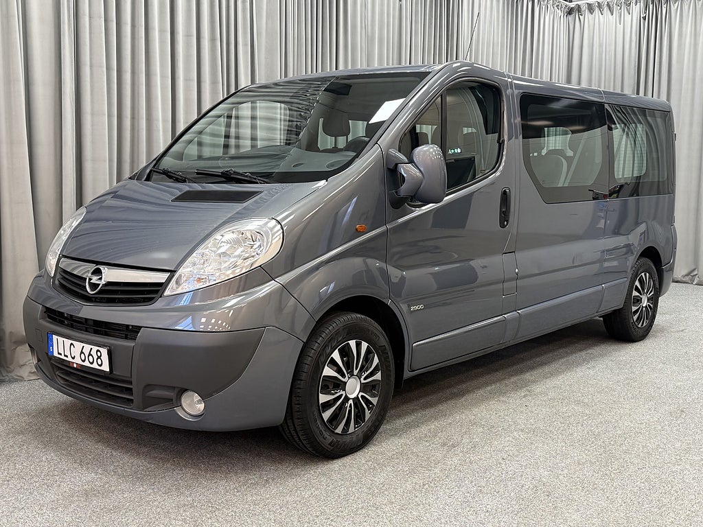 Opel Vivaro Kombi 2.0 CDTi 9-Sits/Dieselvärmare/Dragkrok/Farth