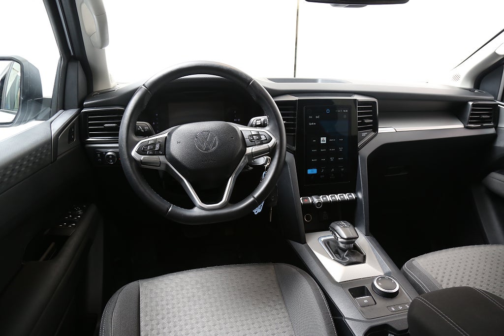 Volkswagen Amarok 2,0 TDI 4Motion Life DSG Flak Kåpa P-värme Drag Leasbar 2025