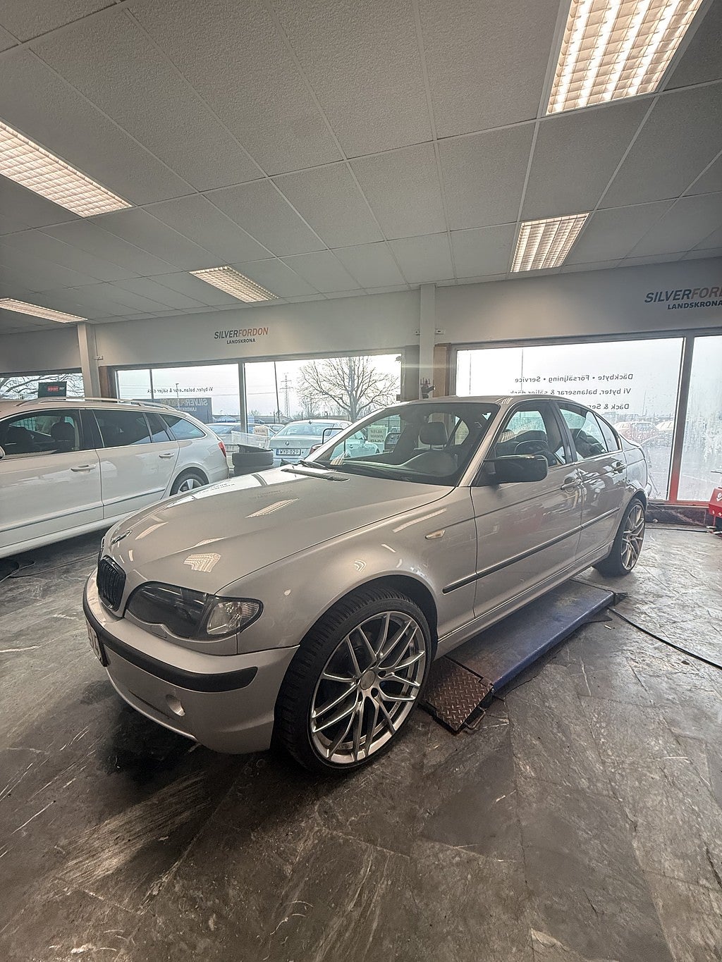 BMW 320 i Sedan Euro 4