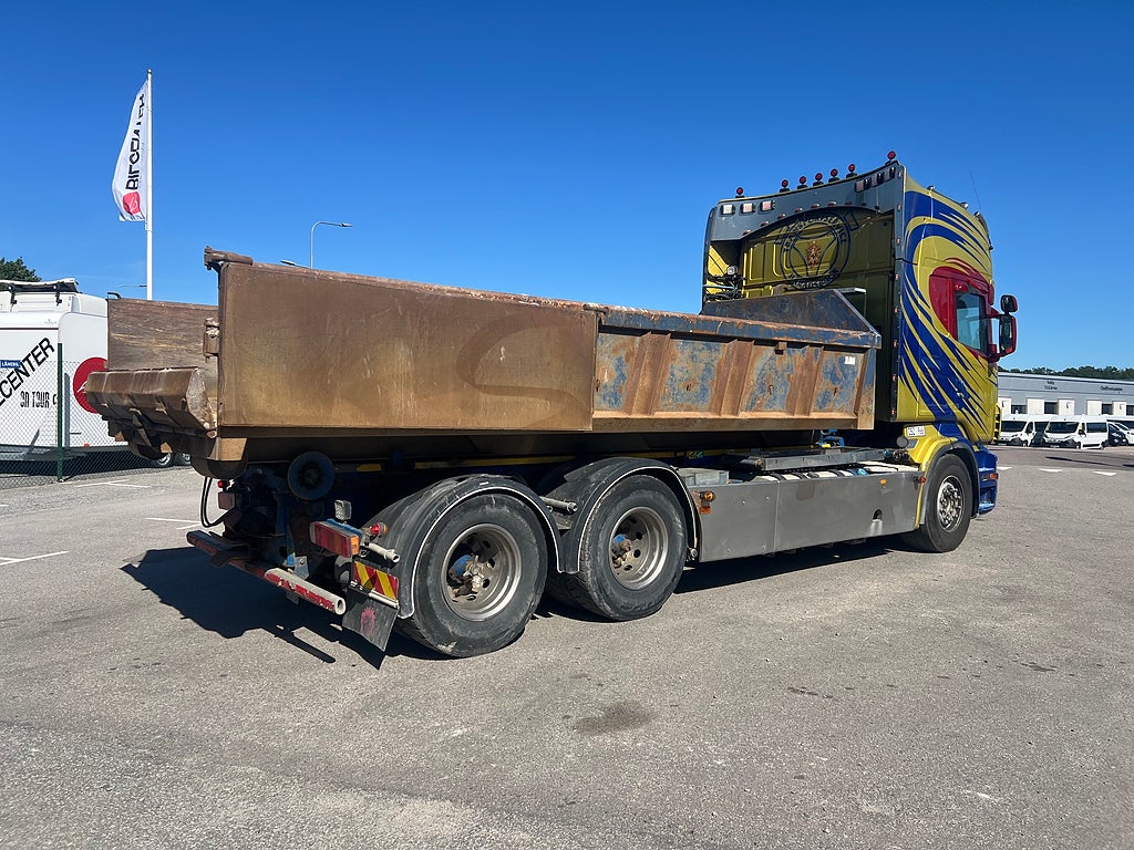 Scania R560 V8 6x4 Lastväxlare, Tandem