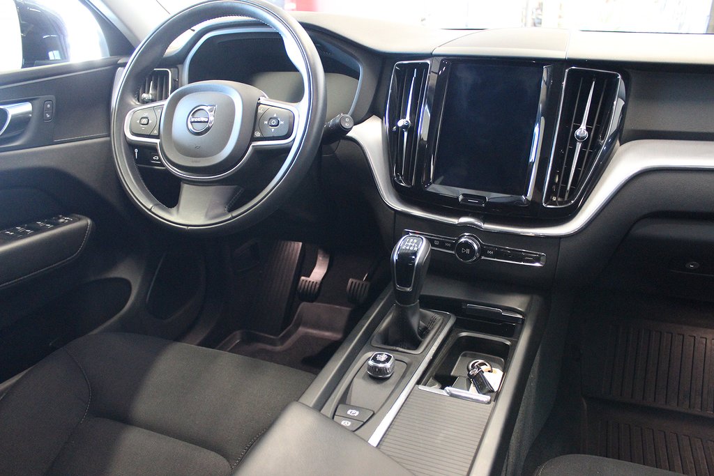 Volvo XC60, D3 Momentum  Advanced Edition Euro 6 NAVIGATION