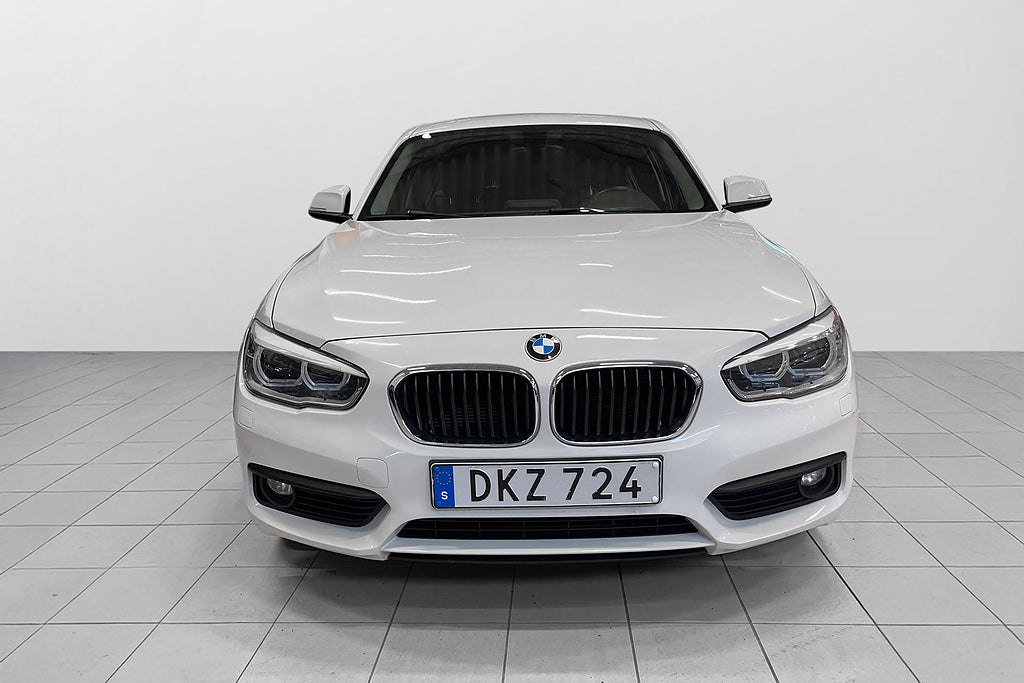 BMW 116D 2016 - miniatyr 3