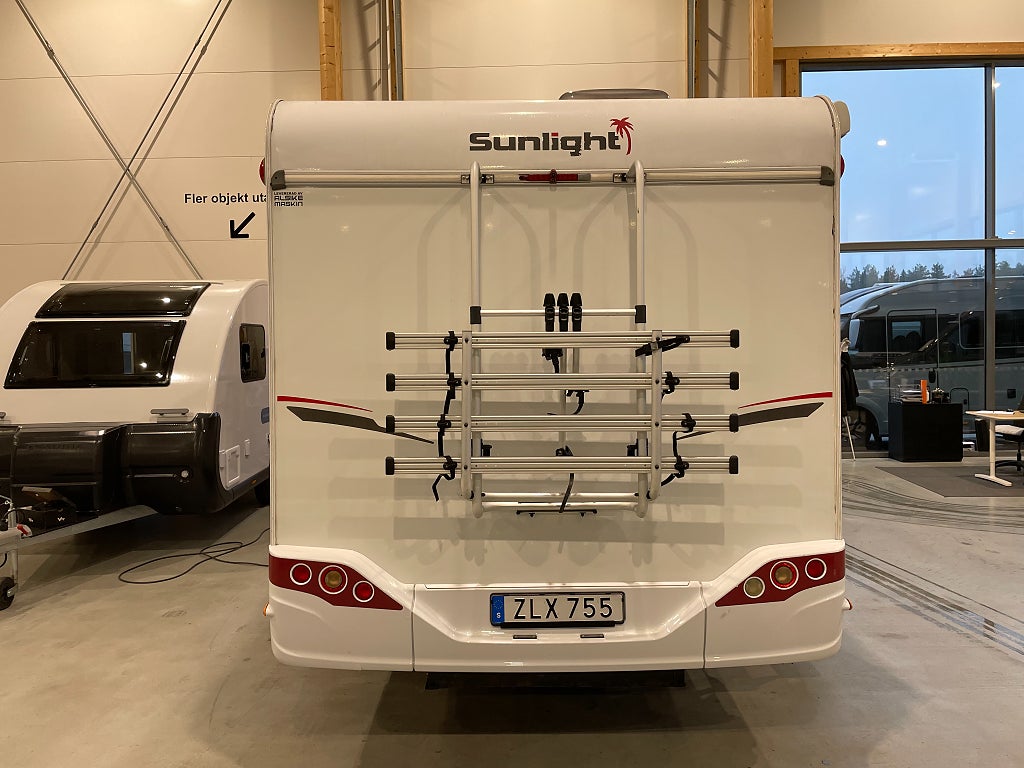 Sunlight A 72 / Automat 150hk / Våningssäng / 6 bältad /  - Sunlight