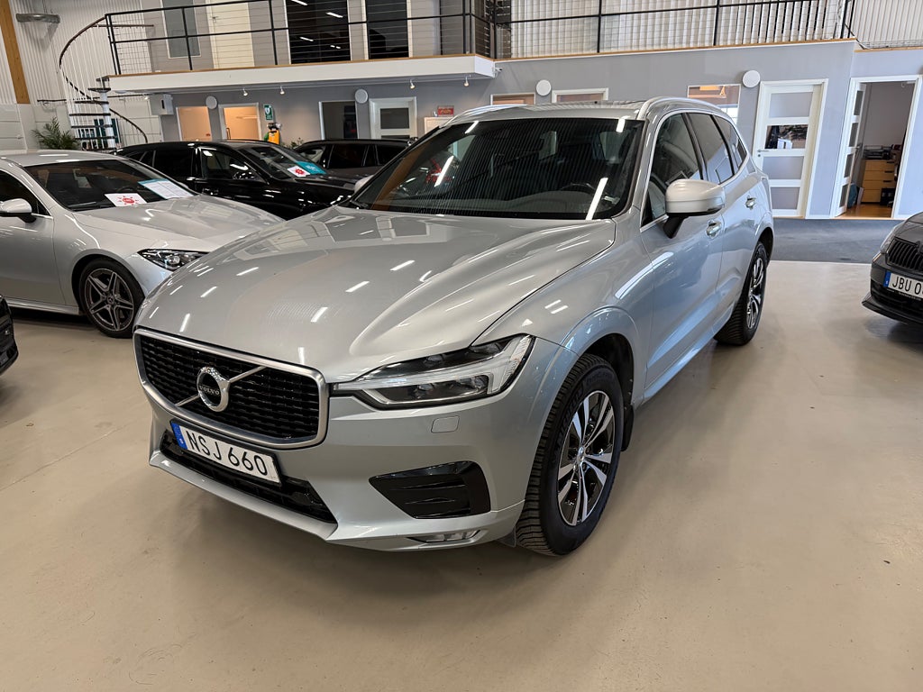 Volvo XC60 D4 AWD Geartronic R-Design Pano Drag 2,99%Ränta
