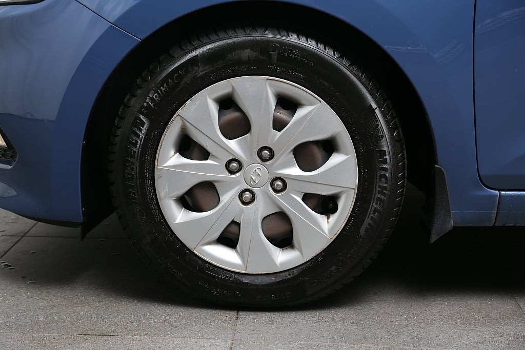 Hyundai i20 1,4 100hk Comfort Aut 5-dr Motorv Extraljusramp 2017