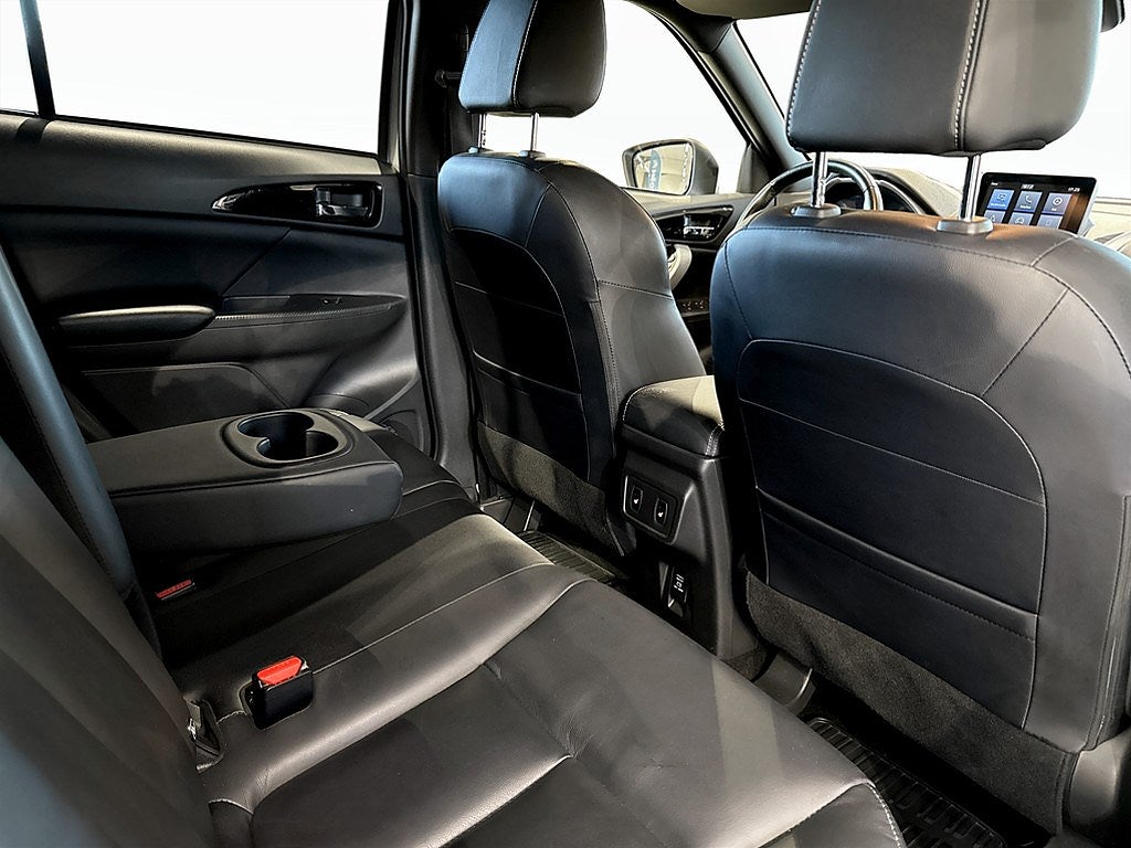 Bild på Mitsubishi Eclipse Cross Business Instyle PHEV 2.4 188hk Aut AWD - EL-STOL,B-KAMERA