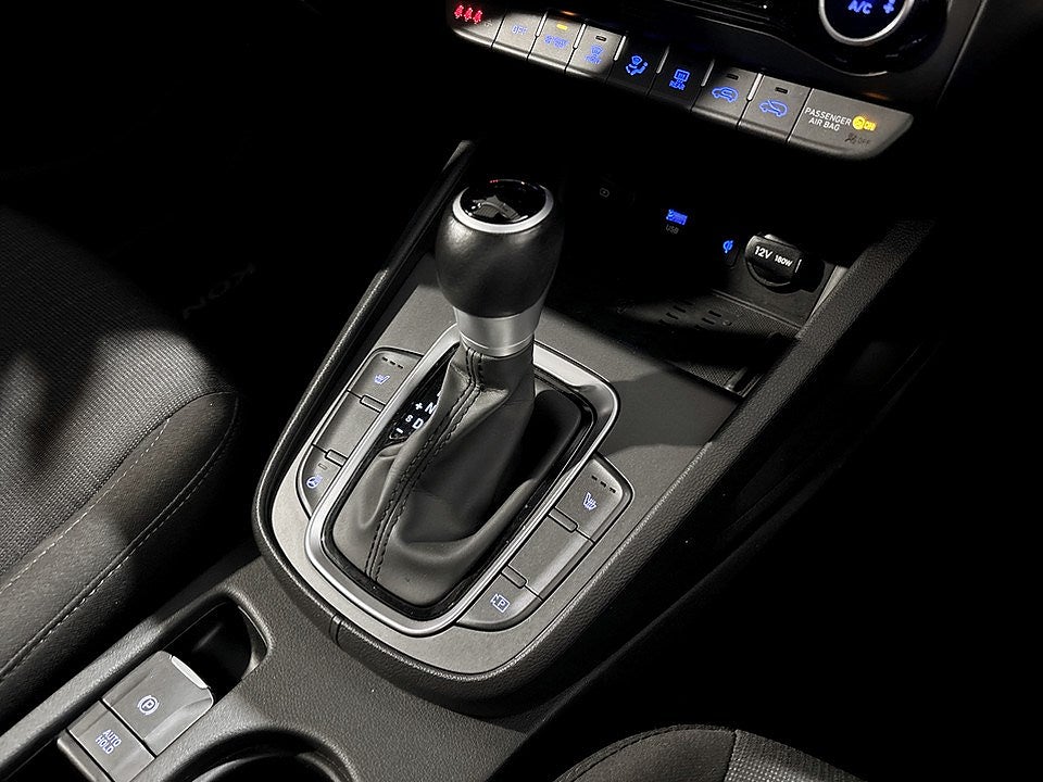 Bild på Hyundai Kona Essential Hybrid 1.6 GDI 141hk Aut - B-KAMERA, NAVI