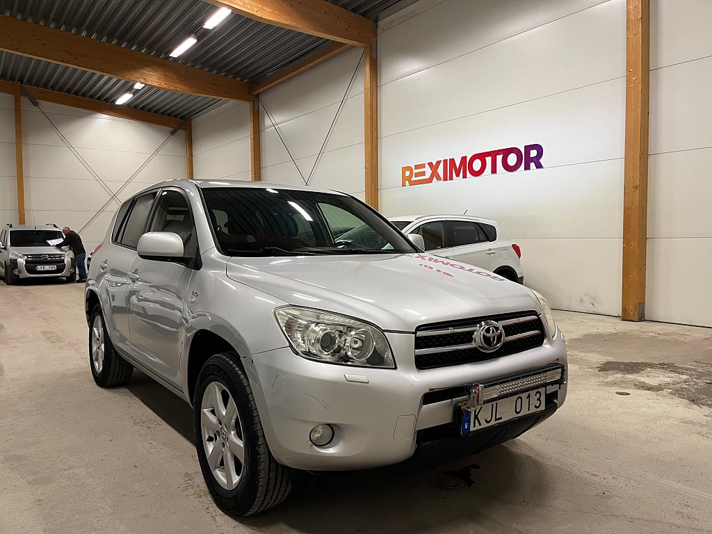 Toyota RAV4 2.2 D-4D 4x4 Euro 4 Ny Besiktad 