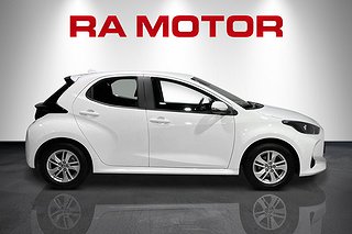 Halvkombi Toyota Yaris 5 av 22