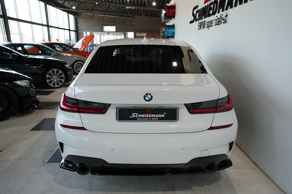 BMW 330i 2019 - miniatyr 4