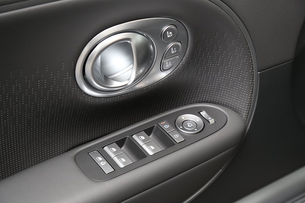 Hyundai IONIQ 9 Performance 110.3 kWh AWD 600km Räckvidd |Moms F.D Demo 2026