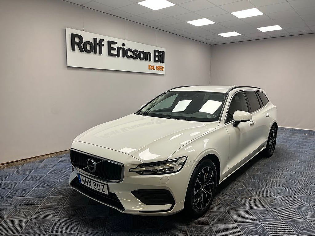Volvo V60 B4 Bensin MomAdv Navi Edt