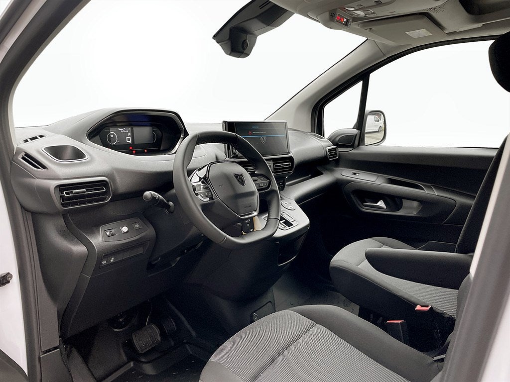 Bild på Peugeot Partner Crew Cab 1,5 BlueHDi 130hk Aut - EDITION! SERVICE & VINT