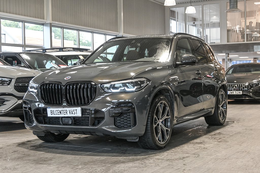 BMW X5 xDrive45e M Sport Pano Drag Ventilerade stolar 