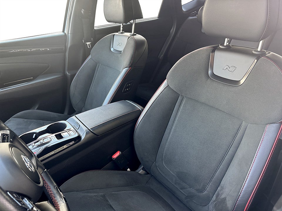 Bild på Hyundai Tucson N-Line PHEV 265hk Aut 4WD ELSTOL B-KAMERA NAVI