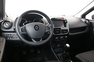 Halvkombi Renault Clio 10 av 18