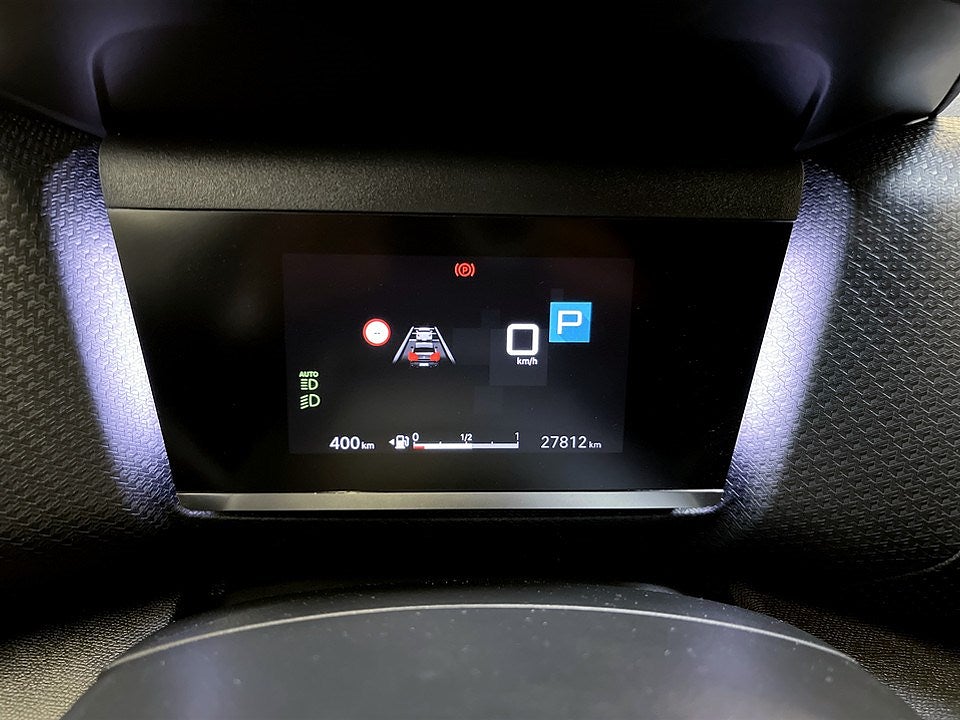 Bild på Citroën C4 X Shine 1.2 PT 130hk Aut - 360-KAMERA, CARPLAY