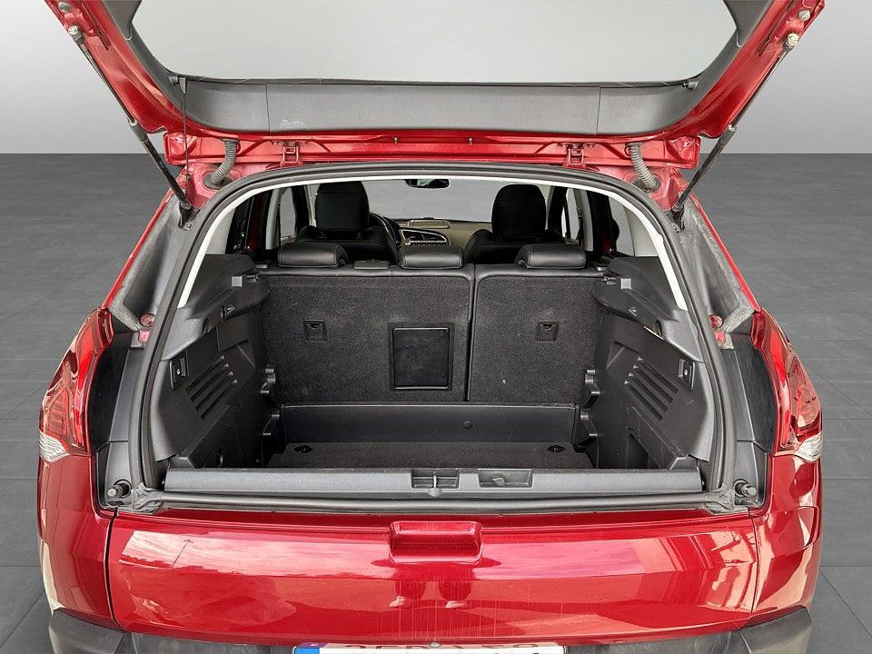 Bild på Peugeot 3008 Allure 1.6 BlueHDi 120hk Aut PANORAMA NYBYTT KAMREM