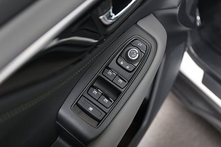 Kombi Subaru Outback 9 av 18