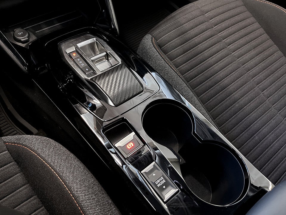 Bild på Peugeot E-2008 Active Pack 50kWh 136hk Aut CARPLAY BACKSENSORER