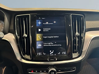Volvo V60 D3 AWD Momentum Dvärme Dragkrok Navi Rattvärme S&V-däck – bild 11