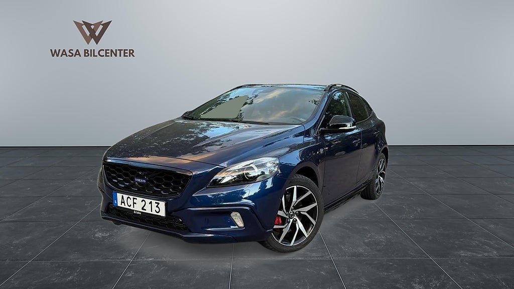 Volvo V40 Cross Country D3 Geartronic Euro 5/NYSER/GPS/5CYL/PANORAMA/