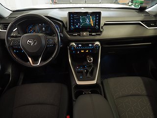 SUV Toyota RAV4 17 av 24