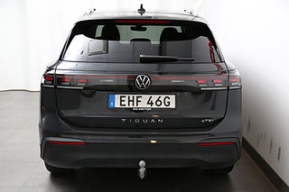 SUV Volkswagen Tiguan 7 av 28