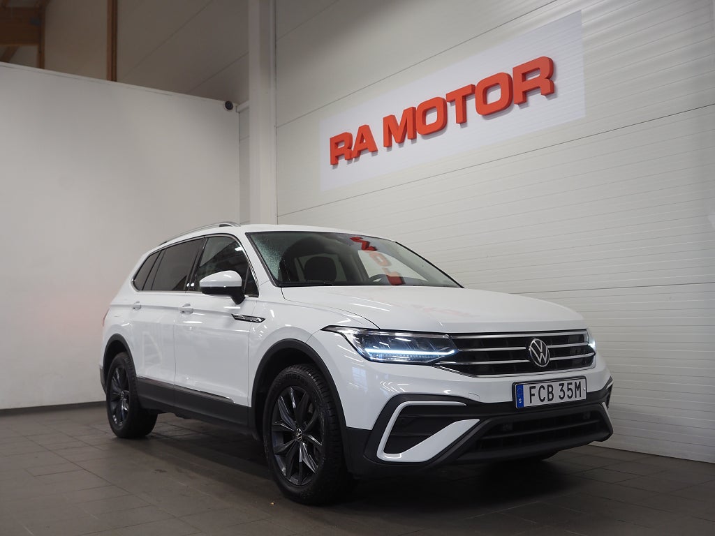 Volkswagen Tiguan Allspace TSI 190hk 4M 7-sitsIDrag|Värmare| 2023