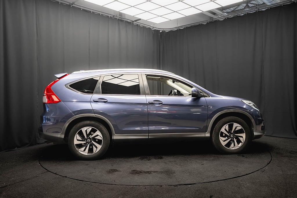 Honda CR-V 2.0 i-VTEC 4WD EXECUTIVE PANO LÄDER KAMERA DRAG ELSTOL