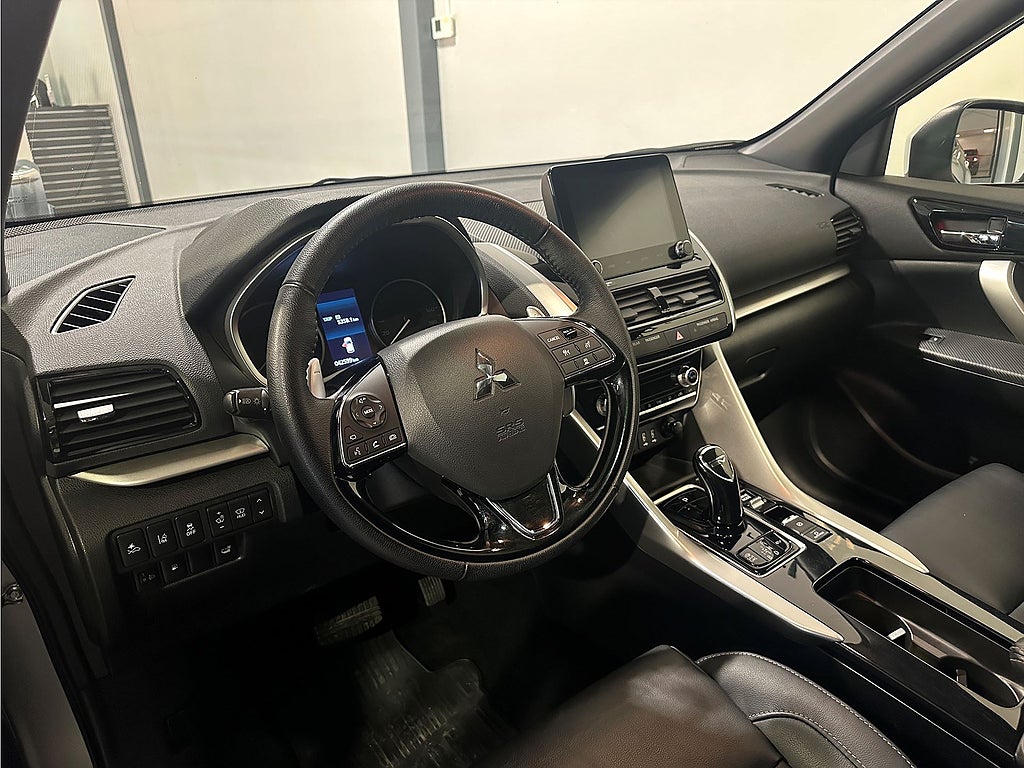 Bild på Mitsubishi Eclipse Cross Business Instyle PHEV 2.4 188hk Aut 4WD - PANORAMA