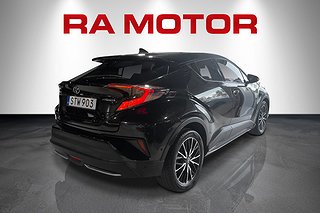 SUV Toyota C-HR 6 av 24