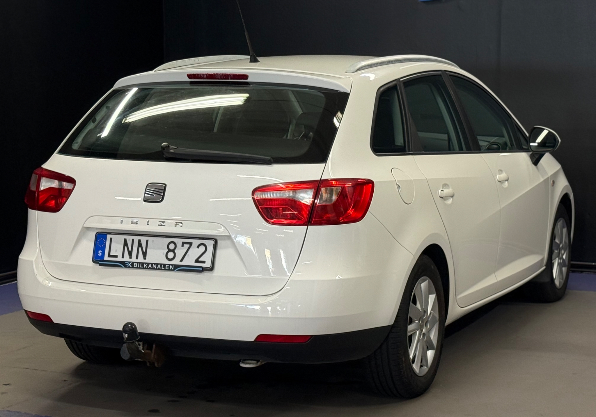 Seat Ibiza ST 1.6 TDI CR Style 2011, bild 6/39