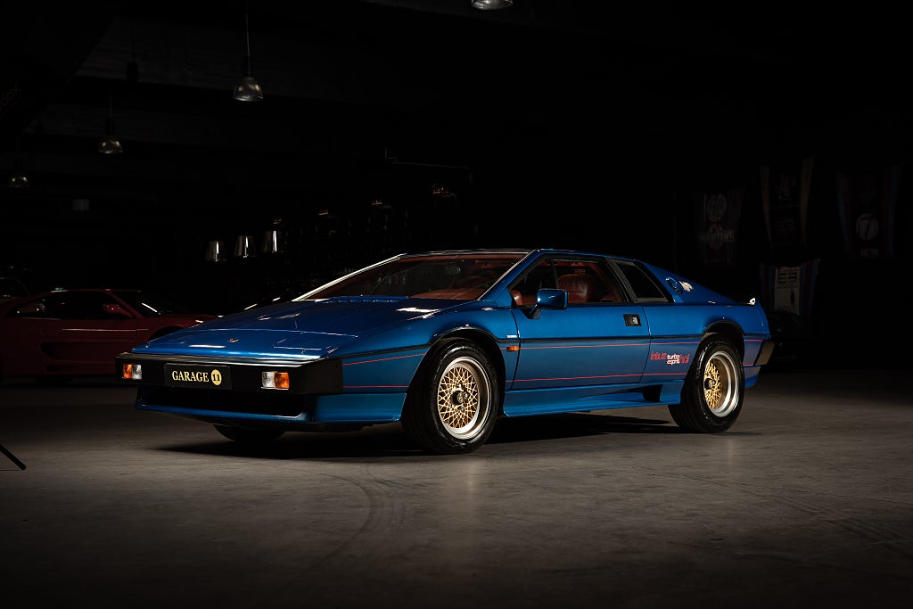 Lotus Esprit Turbo HCi / 2.2 / Sv-såld / 8157mil