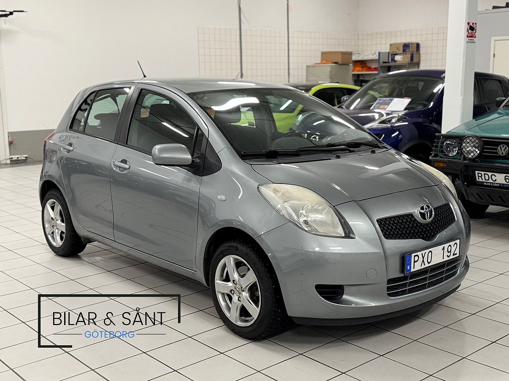 Toyota Yaris 5-dörrar 1.0 VVT-i Sommar och Vinterhjul