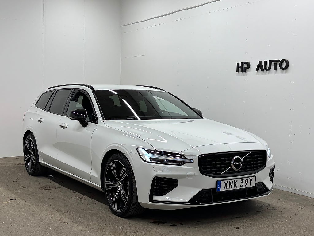 Volvo V60 T8 AWD Recharge R-Design Drag Värmare VOC B-Kamera