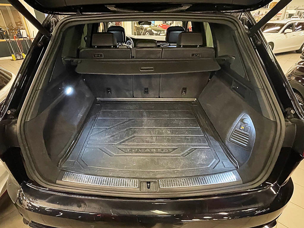 Volkswagen Touareg 3.0 V6 TDI R-Line 4Motion 286hk