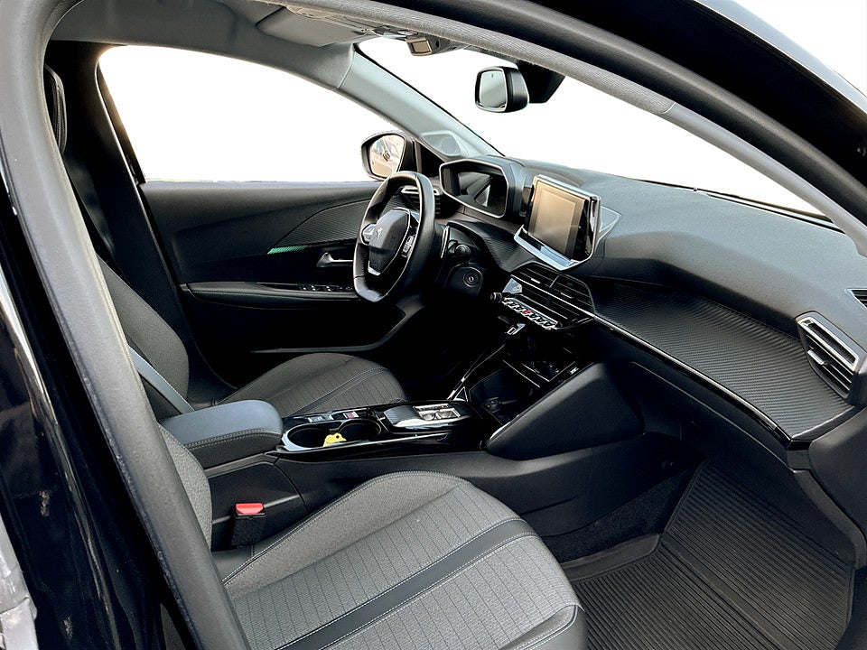 Bild på Peugeot 208 Allure 1.2 PT 100hk Aut B-KAMERA 