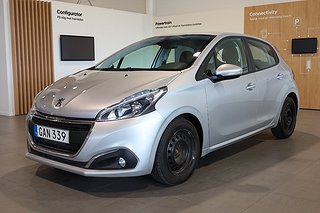 Halvkombi Peugeot 208 1 av 19
