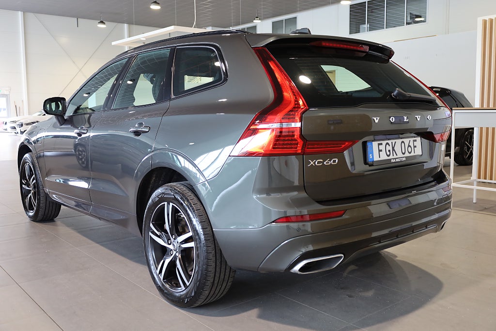Volvo XC60 Recharge T6 AWD AUT R-Design Pano H&K Navi Kamera
