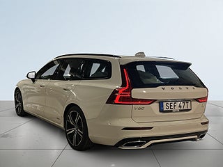 Volvo V60 Recharge T6 AWD R-Design Drag Pvärm Skinn Kamera SoV