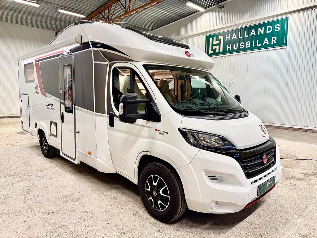 Bürstner Ixeo 726 G Edition 30 Långbädd Taksäng B-kort Lithium Solpanel S