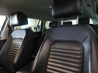 Kombi Volkswagen Passat 14 av 25