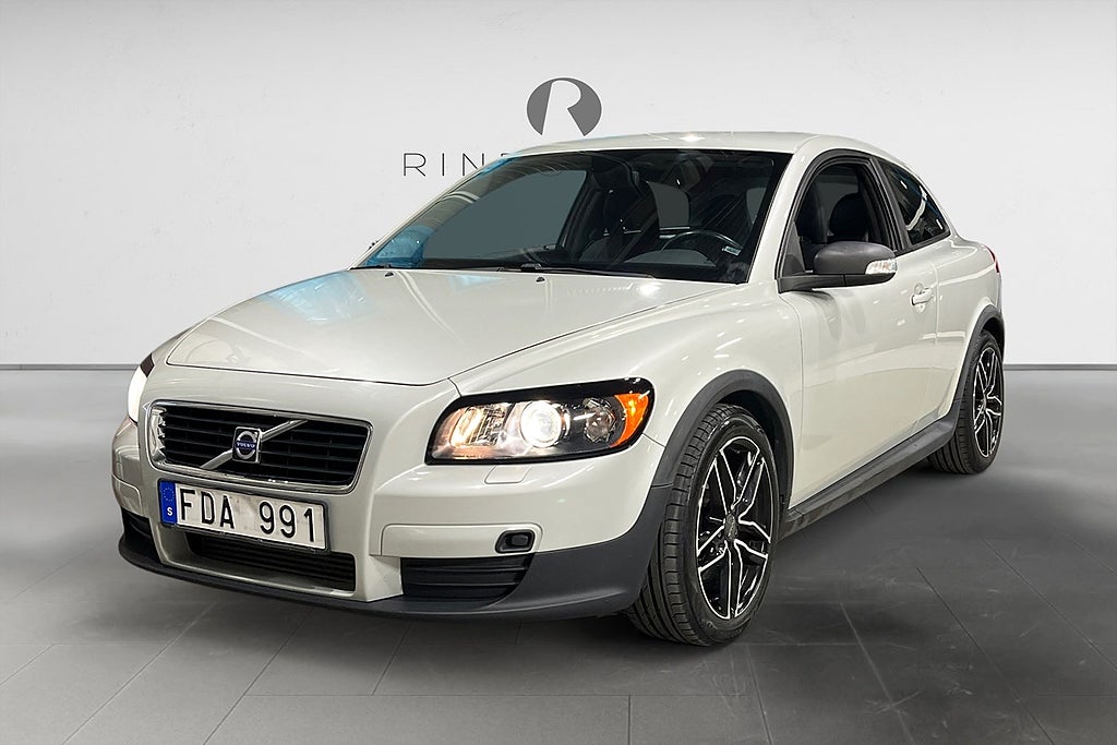 Volvo C30 T5 220 HK AUT KINETIC M&K DELLÄDER KAMREM BYTT 14998MIL