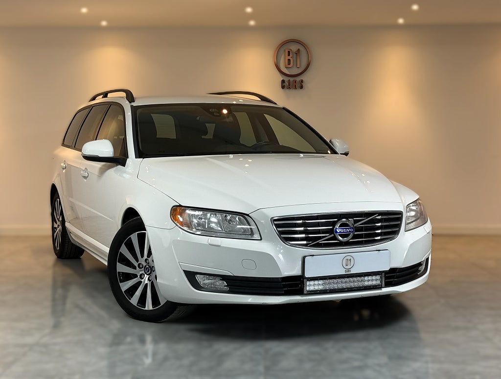 Volvo V70 D2  AUTOMAT KINETIC DRAGKROK FULLSERVAD