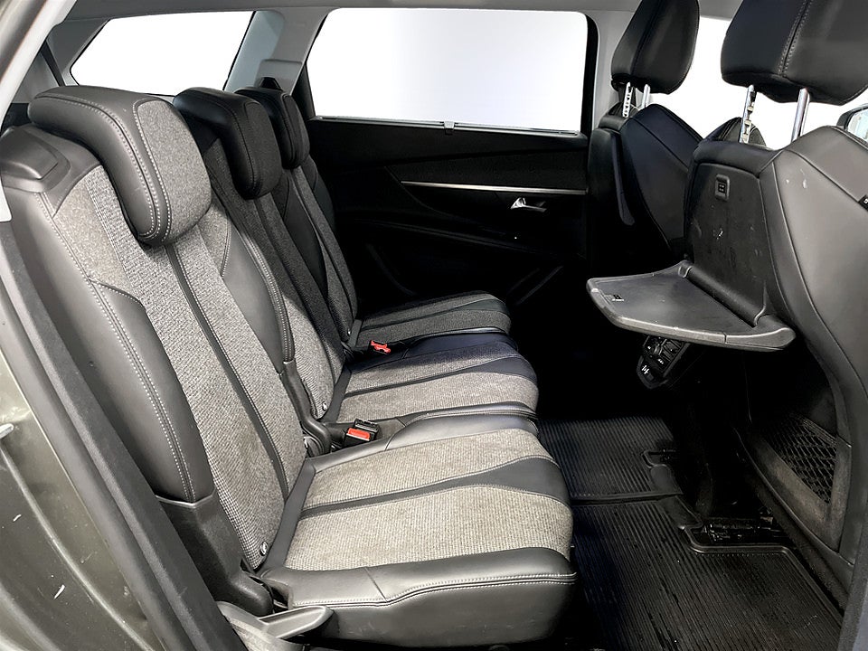 Bild på Peugeot 5008 Allure 1.6 THP 165hk Aut 7-SITS B-KAMERA CARPLAY