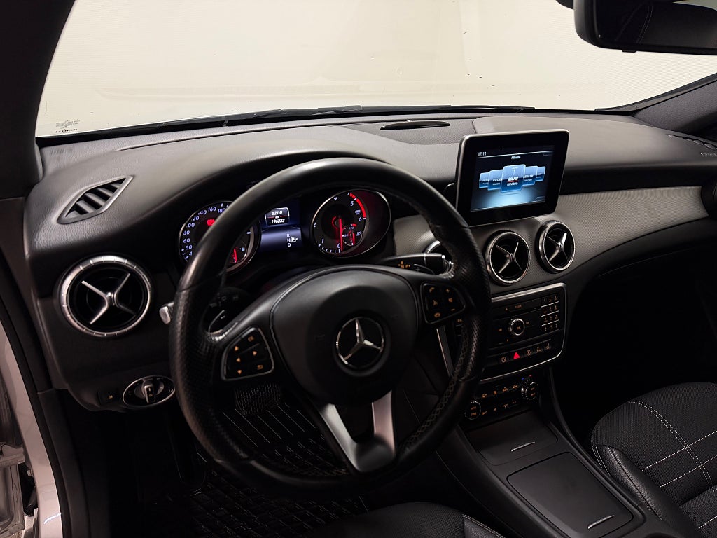 Mercedes-Benz CLA 2015 - miniatyr 9