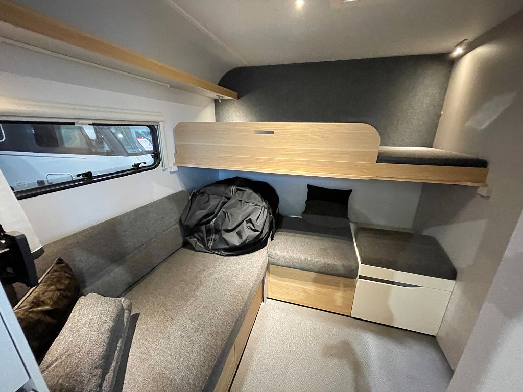 Adria Adora 673 PK /Barnkammare/Tält/Dubbla dörrar/ALDE - Adria